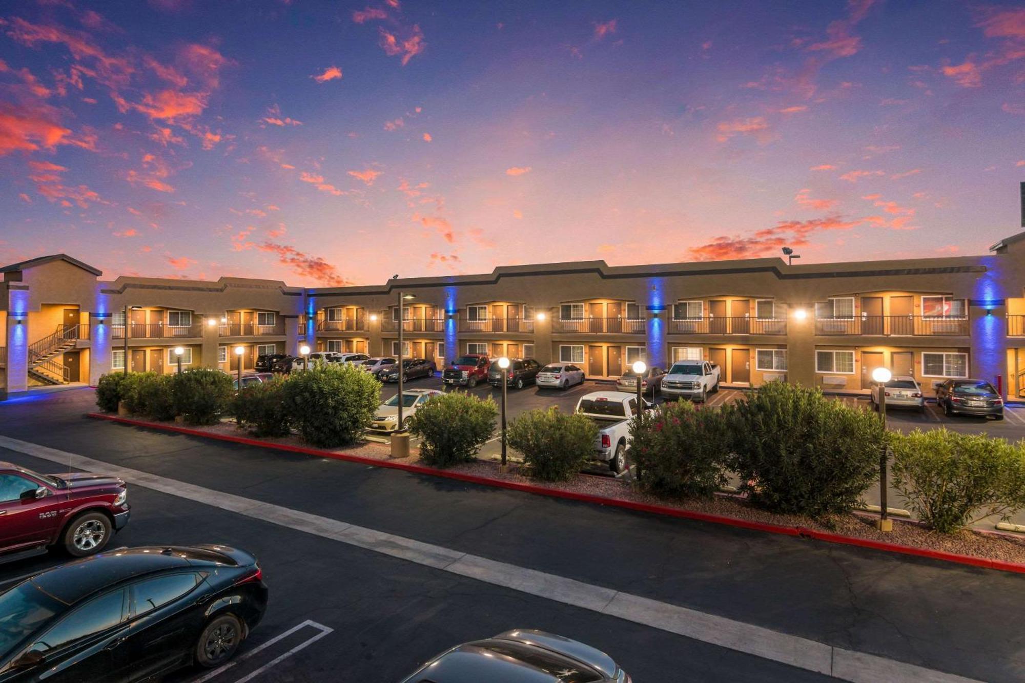 Econo Lodge Hesperia - Victorville I-15 Esterno foto