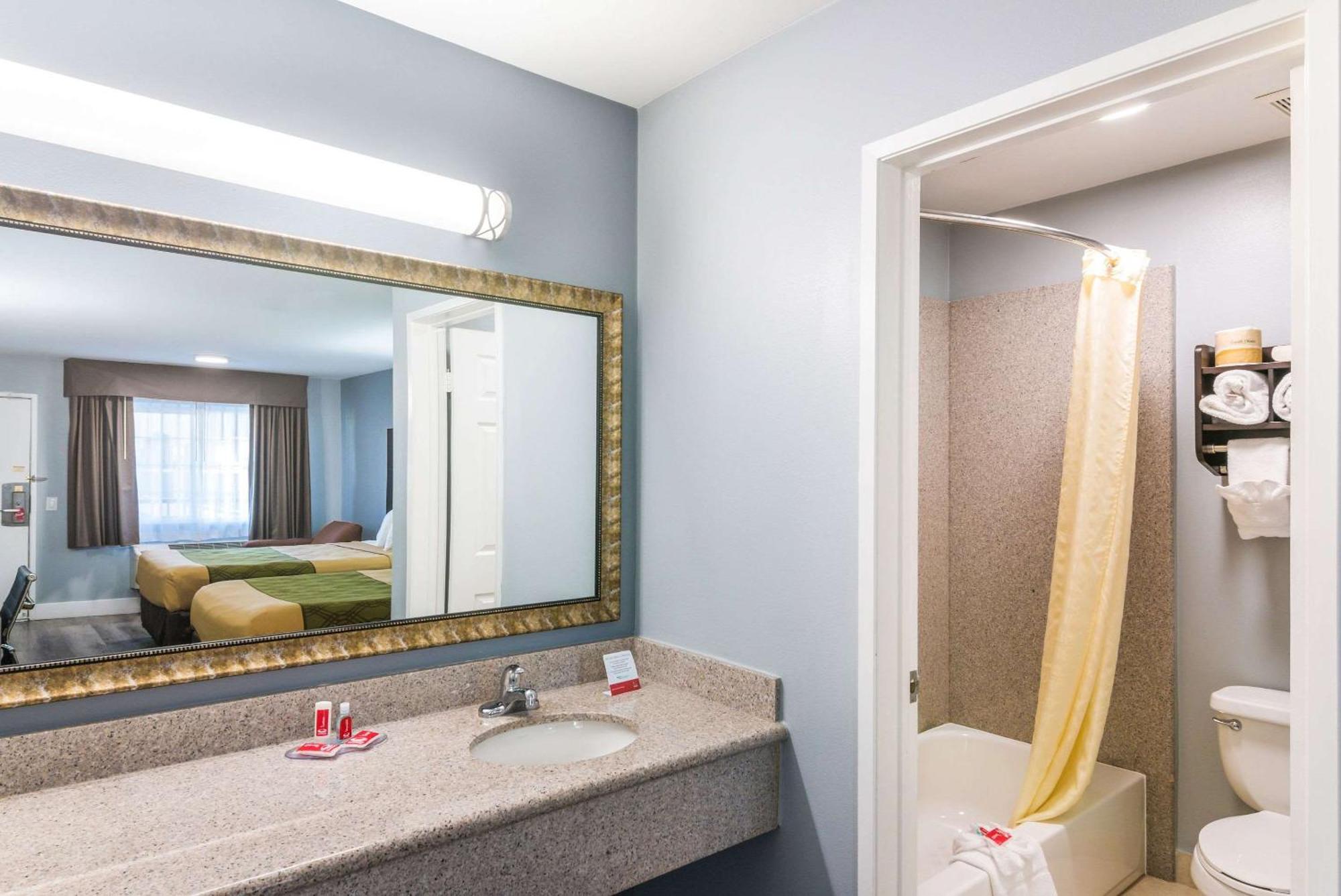 Econo Lodge Hesperia - Victorville I-15 Esterno foto