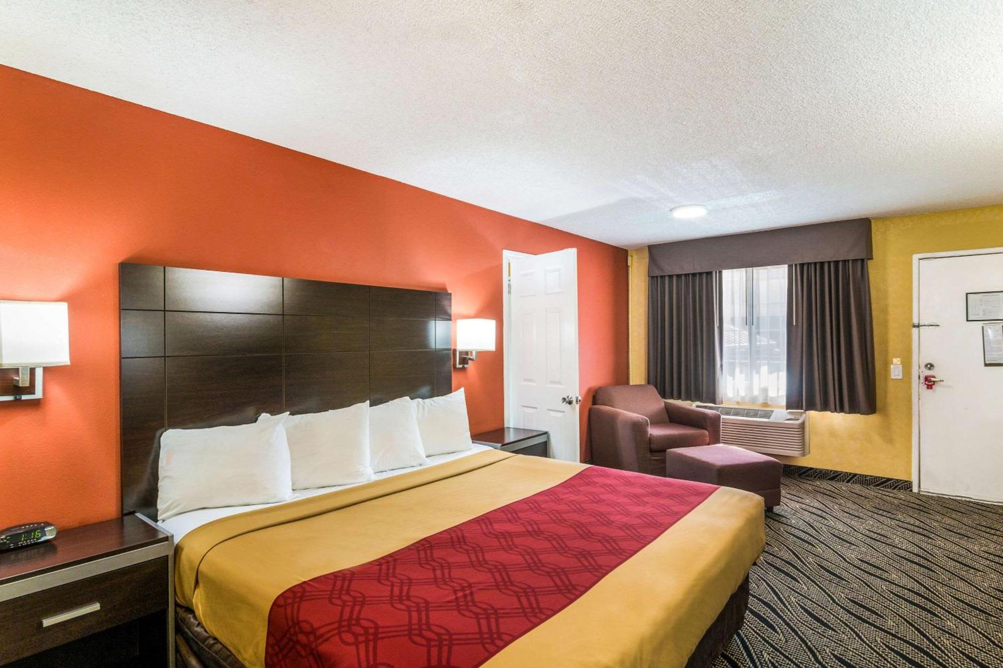 Econo Lodge Hesperia - Victorville I-15 Esterno foto