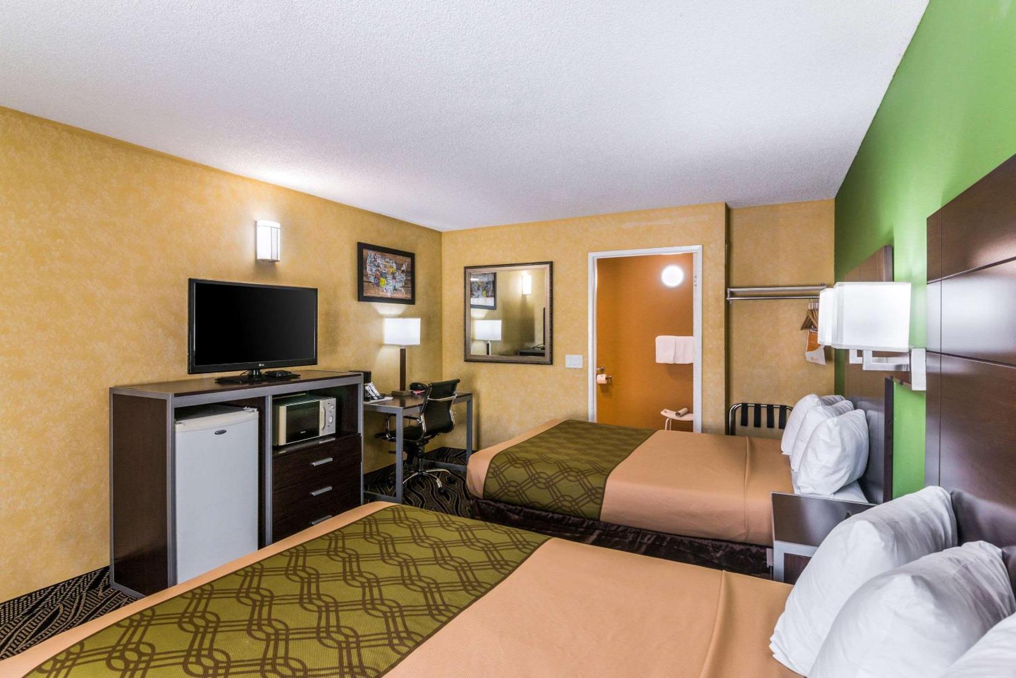 Econo Lodge Hesperia - Victorville I-15 Esterno foto