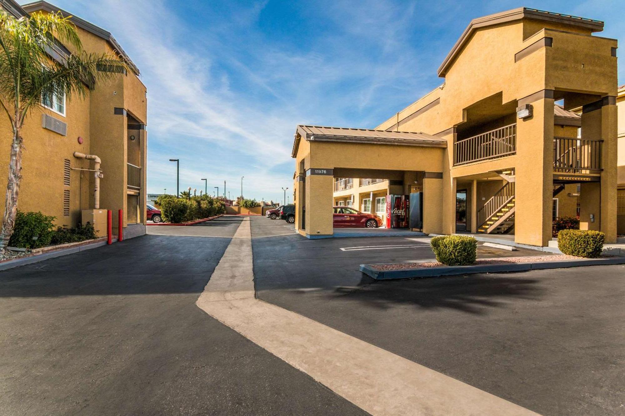 Econo Lodge Hesperia - Victorville I-15 Esterno foto