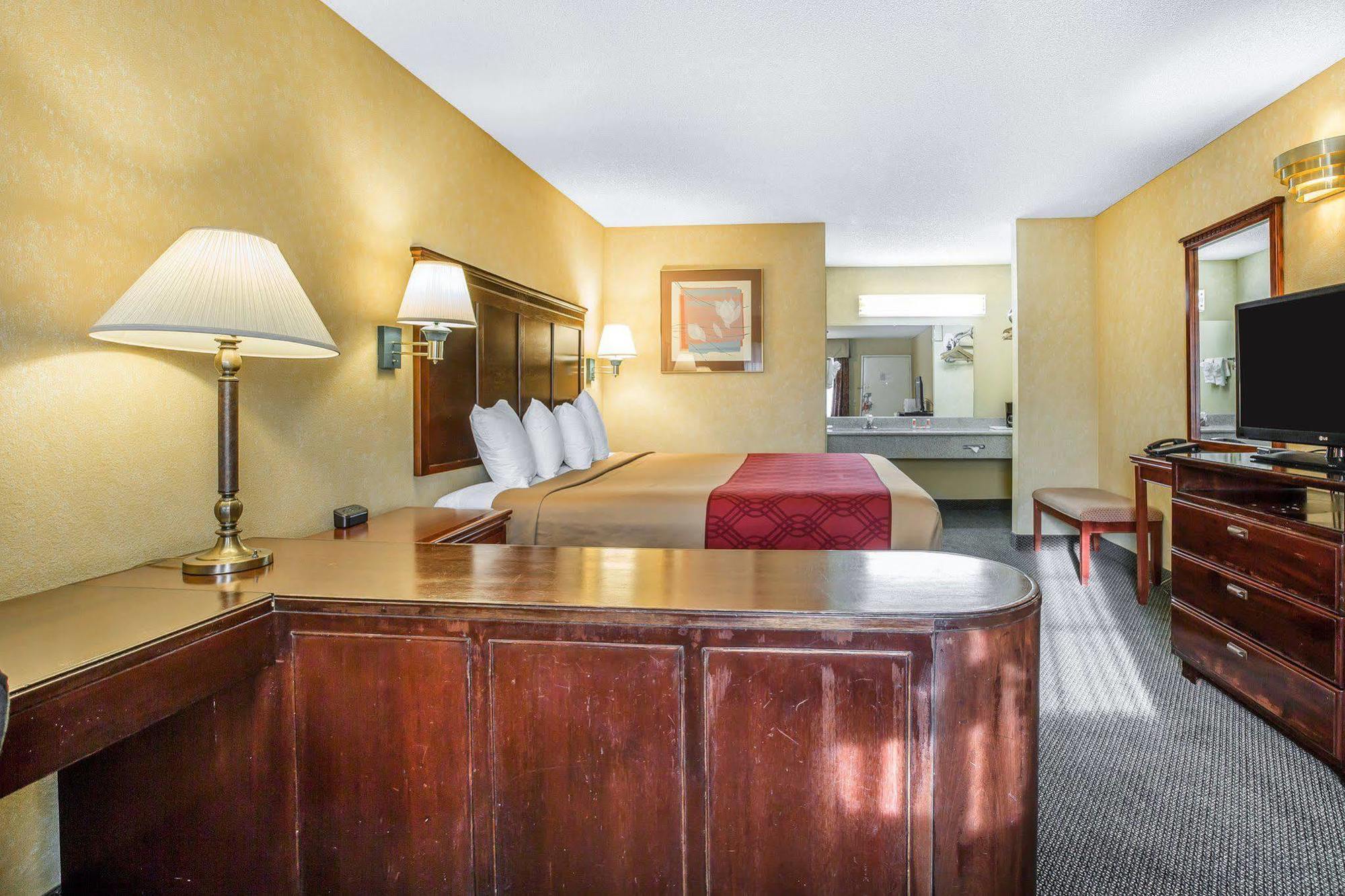 Econo Lodge Hesperia - Victorville I-15 Esterno foto